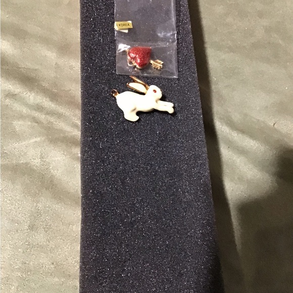 Charms - Picture 2 of 4